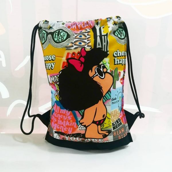 Tula Mafalda en la playa